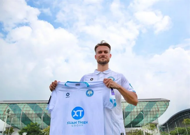 Hỗ trợ khách hàng 24/7 trên ứng dụng Lucky 8